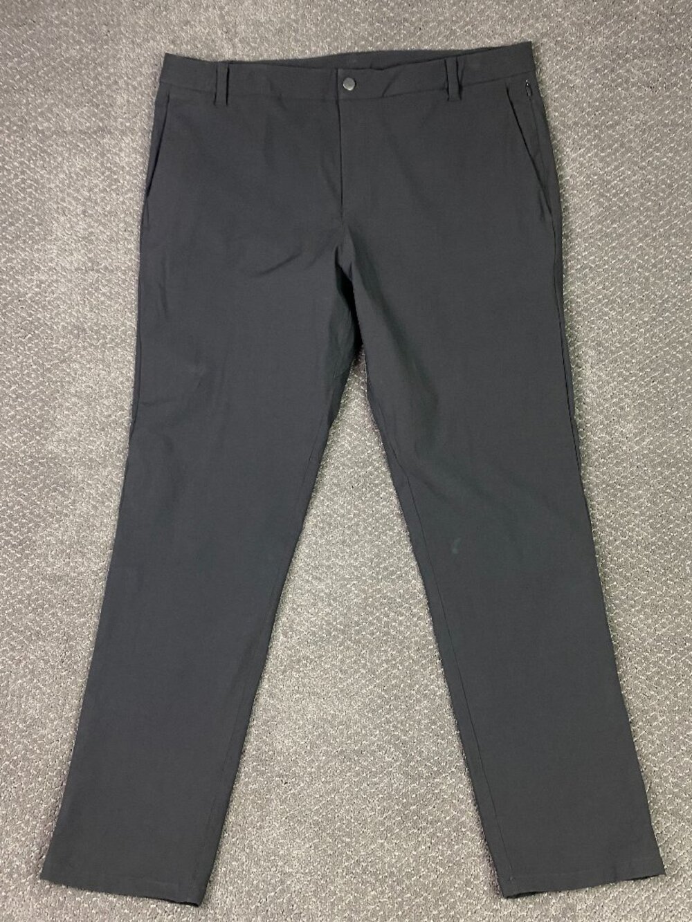 Lululemon Commission Pants Mens 40 Measures 42x34 Dark Gray Chino 34"